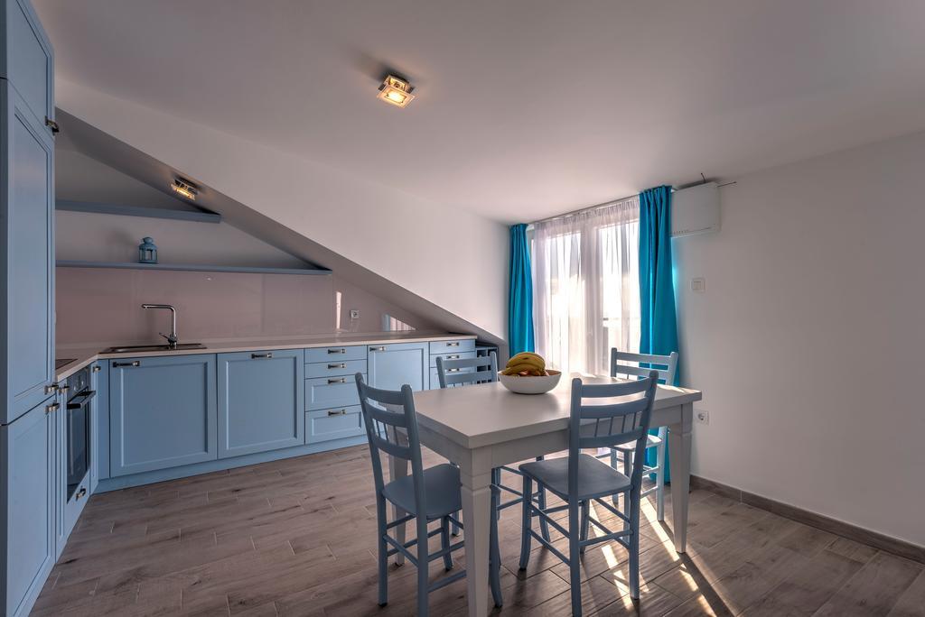 Villa Sandy Apartments Tivat Buitenkant foto