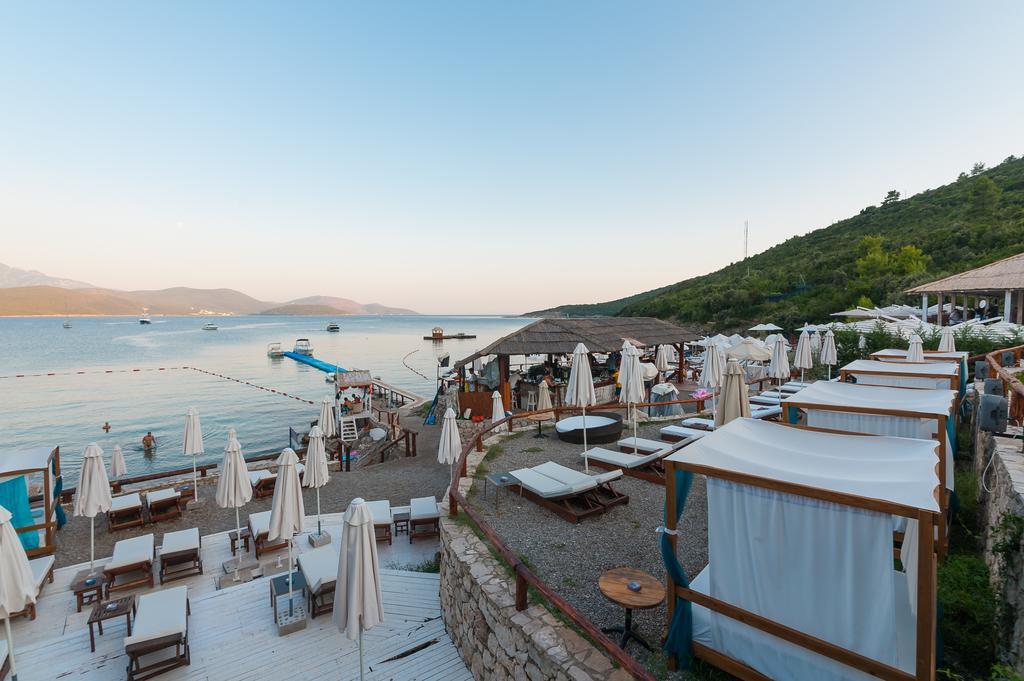 Villa Sandy Apartments Tivat Buitenkant foto