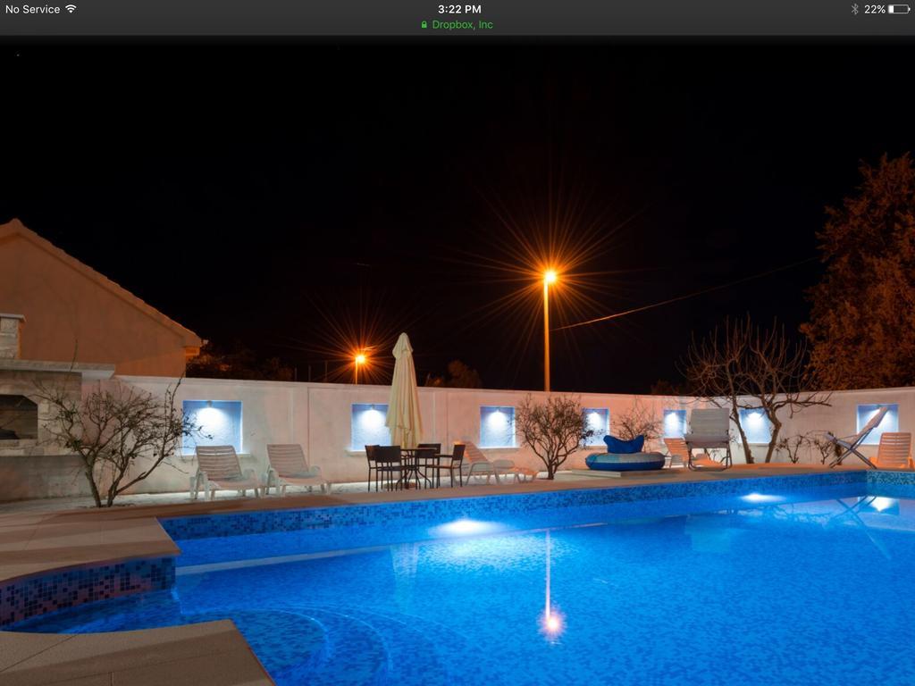 Villa Sandy Apartments Tivat Buitenkant foto